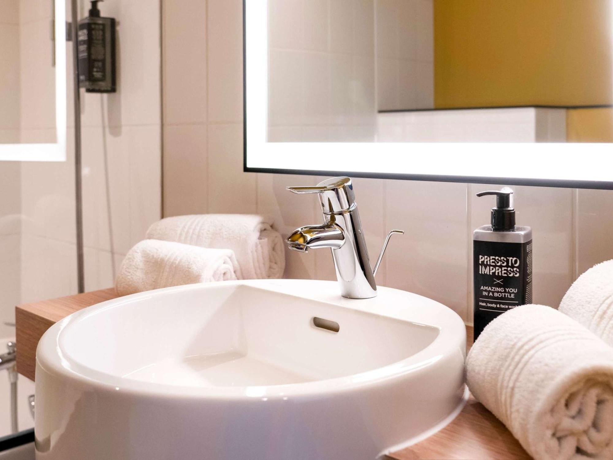 Ibis Styles Centre Hotel